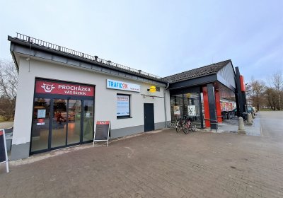 Zrekonstruovali jsme prodejnu v Milovicích